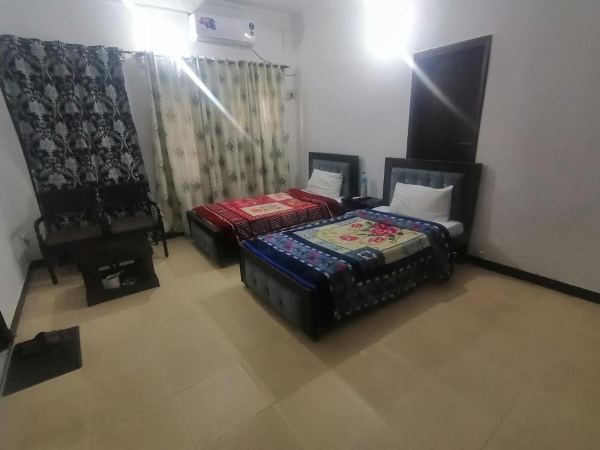 איסלמאבד Lux Lounge Guest House מראה חיצוני תמונה