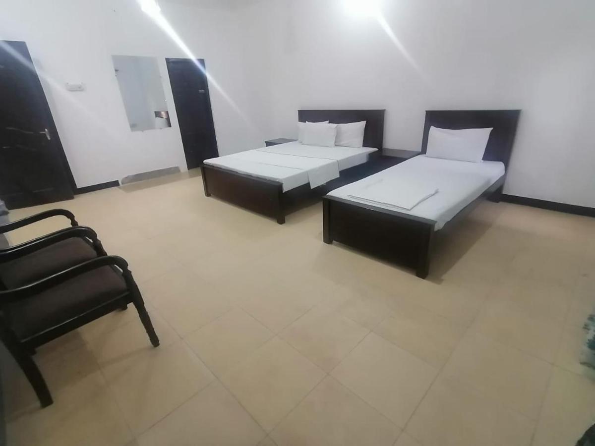 איסלמאבד Lux Lounge Guest House מראה חיצוני תמונה